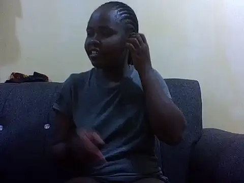 Sweetcecie01 online show from January 8, 8:26 pm