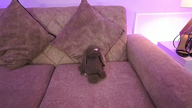 Anybuny online show from April 2, 11:39 am