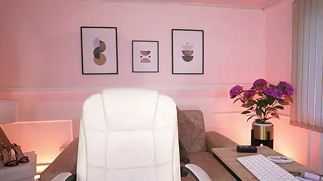 Anybuny online show from June 4, 11:59 am