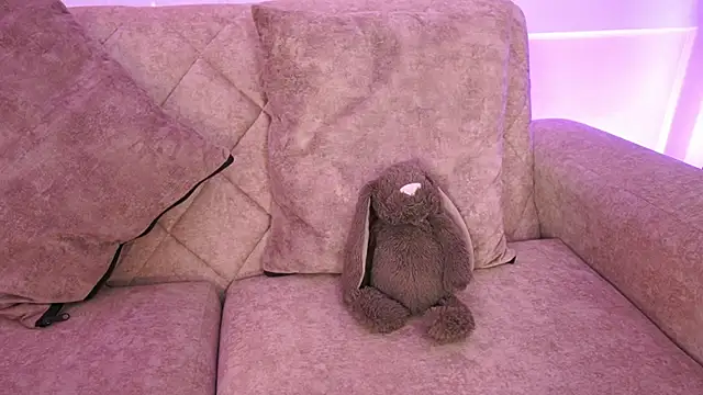 Anybuny online show from February 14, 1:11 pm