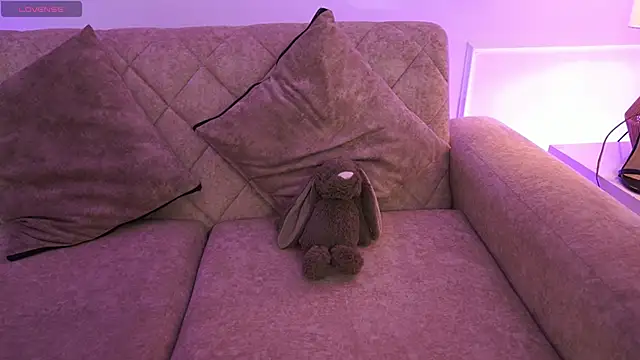 Anybuny online show from April 8, 11:33 am