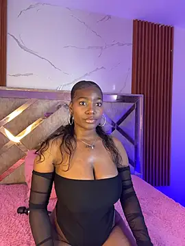 Kendy Wilkinson online show from April 21, 7:20 pm