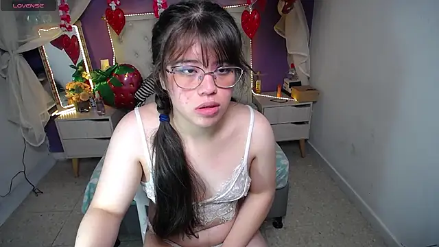 Ingrid Casas online show from February 20, 2:51 am