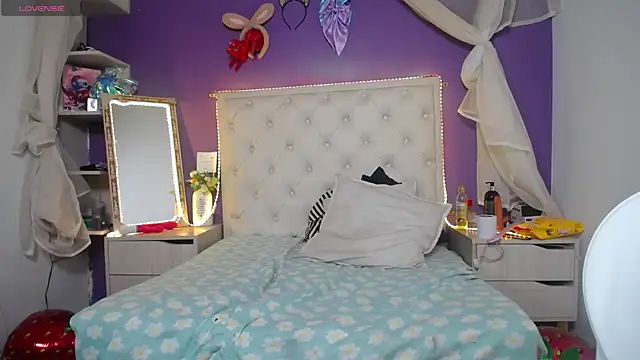 Ingrid Casas online show from March 3, 2:22 am