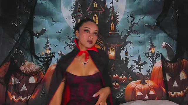 Juliette  3 online show from October 31, 1:52 pm