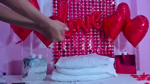 Juliette  3 online show from February 14, 1:34 am