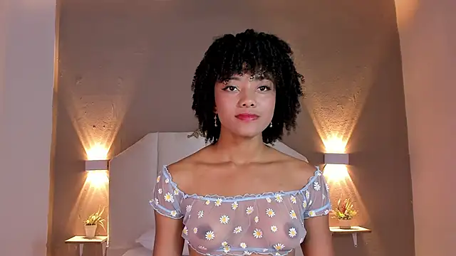 Juliette  3 online show from April 20, 1:35 pm