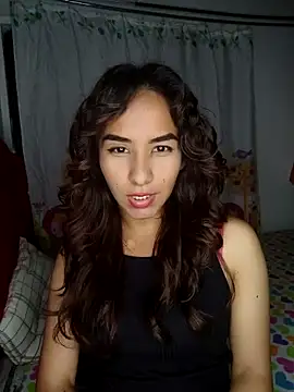 Snapshot of PoisonIvy15_ chatting on February 20, 4:07 am PoisonIvy15 online show from February 20, 4:07 am
