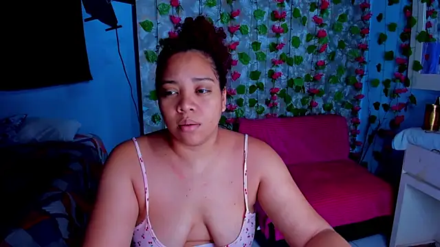 AngelaCoffee online show from May 5, 2:47 am