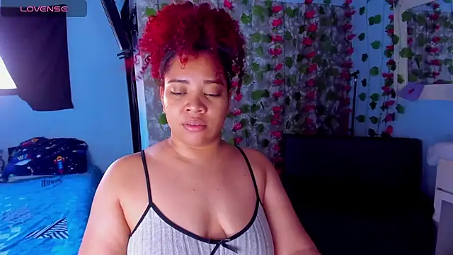 AngelaCoffee online show from May 31, 9:04 pm