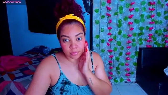 AngelaCoffee online show from May 18, 9:41 pm