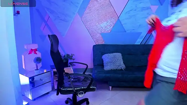 AngelaCoffee online show from September 17, 3:52 am