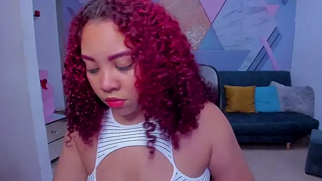 AngelaCoffee online show from December 3, 3:40 am