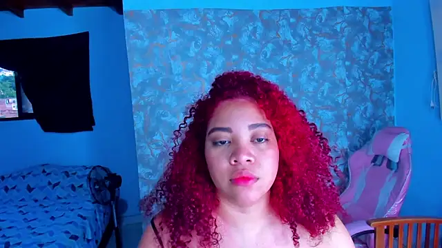 Snapshot of AngelaCoffee chatting on January 17, 11:08 pm AngelaCoffee online show from January 17, 11:08 pm