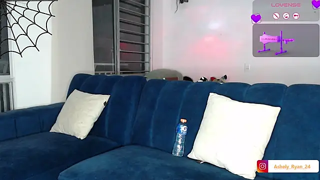 ashely ryan24 online show from October 28, 2:12 am