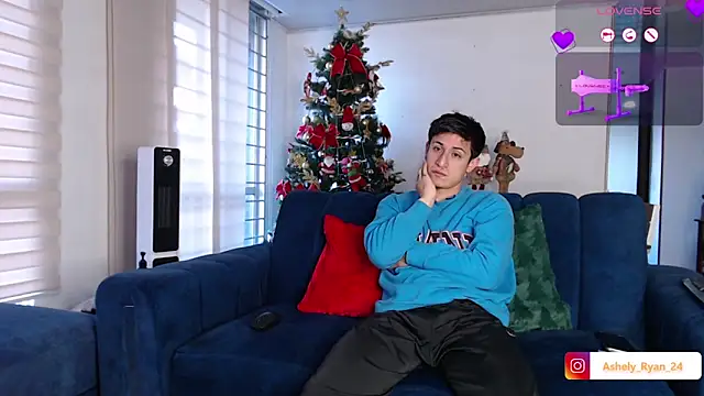 ashely ryan24 online show from November 20, 9:58 pm