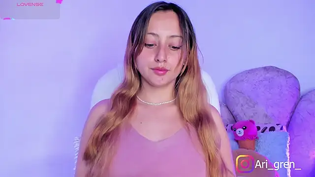 arianna gren online show from March 19, 11:14 pm