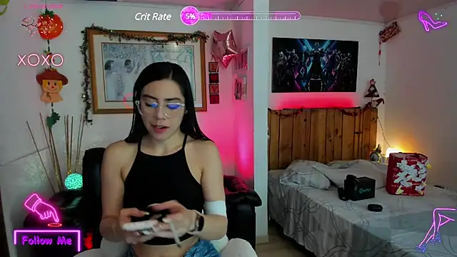 LauGrayJ online show from February 14, 6:29 pm