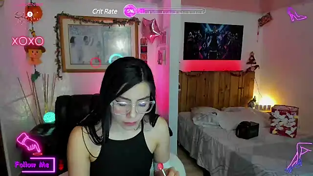 LauGrayJ online show from February 15, 10:11 am