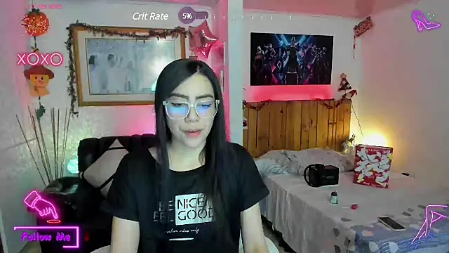 LauGrayJ online show from February 2, 9:07 am