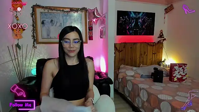 LauGrayJ online show from March 11, 2:53 am