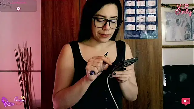 LauGrayJ online show from February 8, 2:53 am