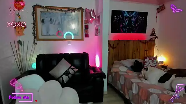 LauGrayJ online show from March 11, 5:57 am