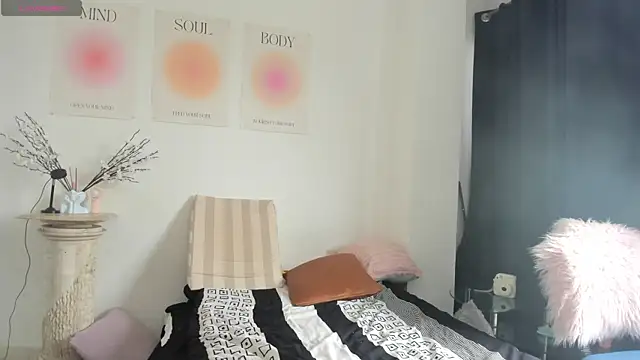  cat 18 online show from June 24, 7:44 pm