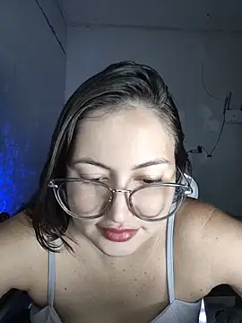 dani123unica online show from April 9, 10:21 am