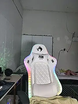 dani123unica online show from December 18, 10:30 am