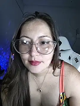 Snapshot of dani123unica chatting on June 18, 10:42 am dani123unica online show from June 18, 10:42 am