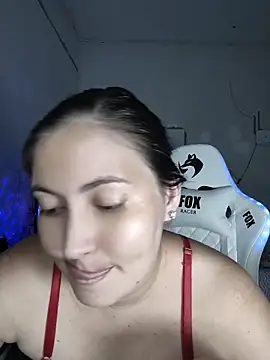 Snapshot of dani123unica chatting on June 9, 3:35 pm dani123unica online show from June 9, 3:35 pm