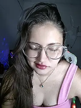 Snapshot of dani123unica chatting on July 3, 10:33 am dani123unica online show from July 3, 10:33 am
