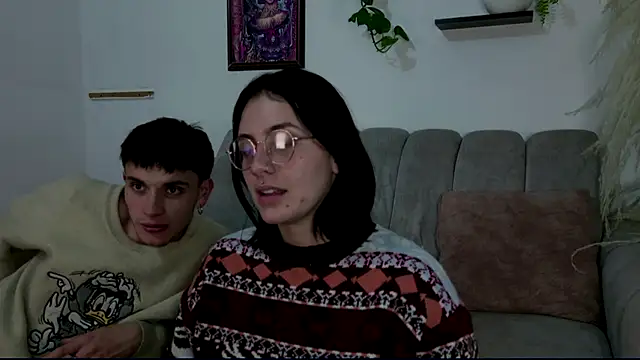 Snapshot of DeniseandDerek_time chatting on February 10, 5:14 am DeniseandDerek time online show from February 10, 5:14 am