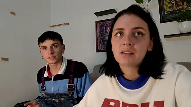 Snapshot of DeniseandDerek_time chatting on February 8, 1:22 am DeniseandDerek time online show from February 8, 1:22 am