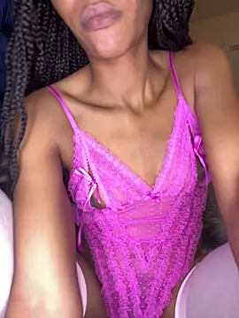 ButtahscotchBarbiee online show from September 25, 2:50 am