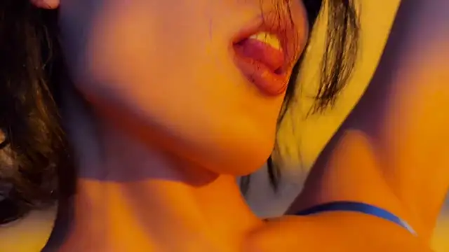 Snapshot of chasmic_soul chatting on February 3, 6:40 am chasmic soul online show from February 3, 6:40 am