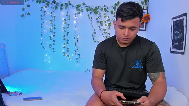 Khefthany online show from April 18, 8:09 pm