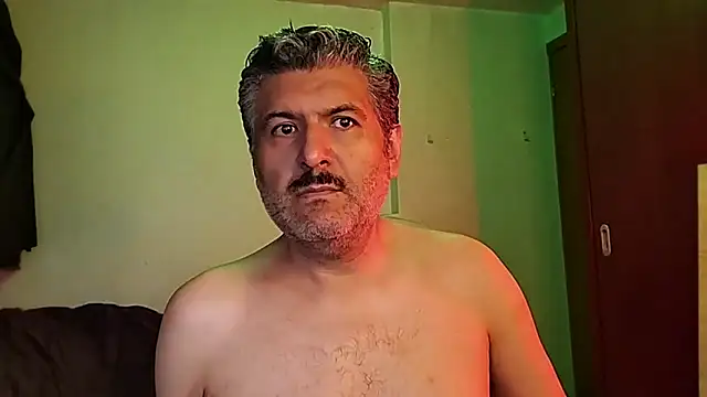 Snapshot of BushBator chatting on October 20, 6:08 pm BushBator online show from October 20, 6:08 pm