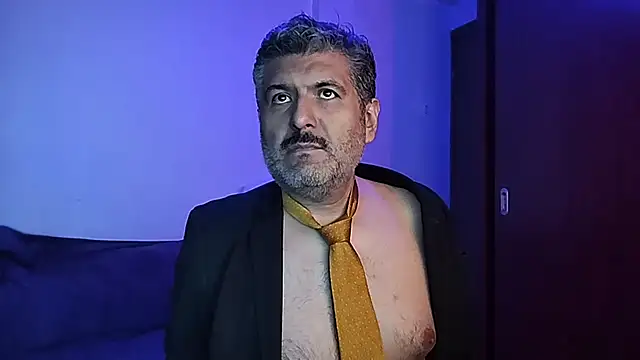 Snapshot of BushBator chatting on September 30, 5:46 am BushBator online show from September 30, 5:46 am