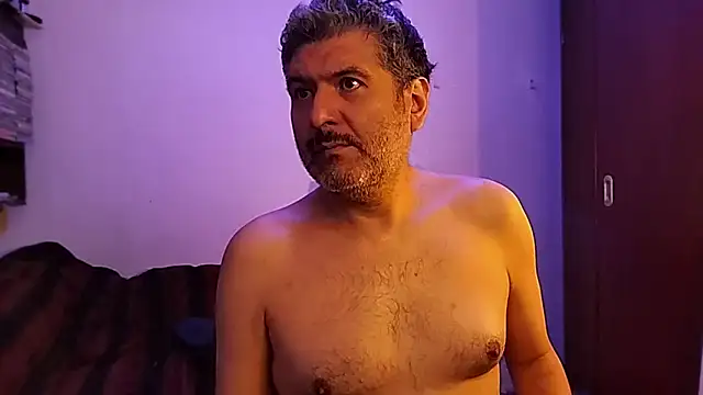 Snapshot of BushBator chatting on September 30, 6:36 pm BushBator online show from September 30, 6:36 pm