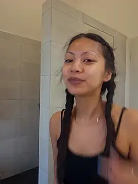 xKimRose online show from April 5, 10:11 am