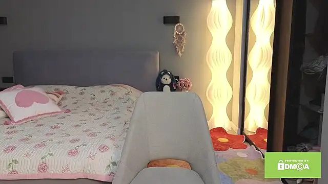 litbeauty online show from February 12, 6:18 pm