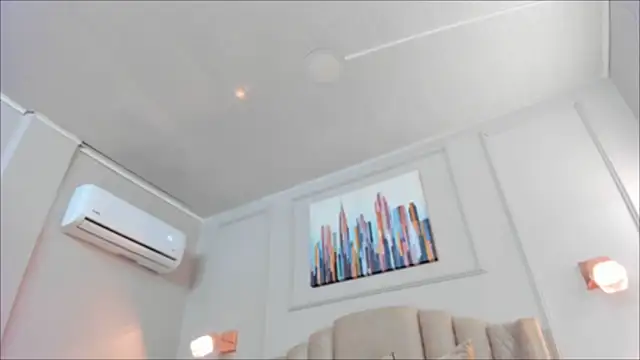 Snapshot of bigboobsnaughty1 chatting on February 26, 10:15 am bigboobsnaughty1 online show from February 26, 10:15 am