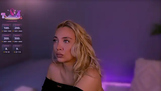 Jessielle online show from October 10, 10:16 am