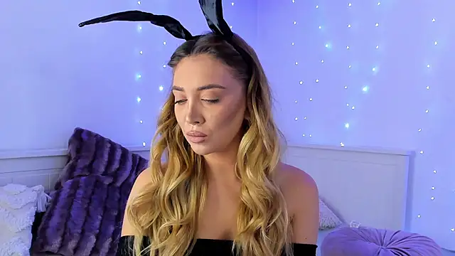 Jessielle online show from December 19, 11:29 am