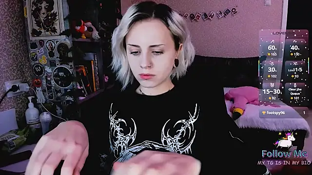 NaniMoore online show from December 21, 9:04 pm