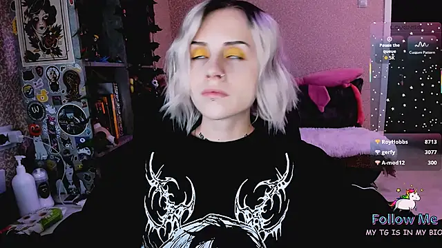 NaniMoore online show from January 11, 8:16 pm