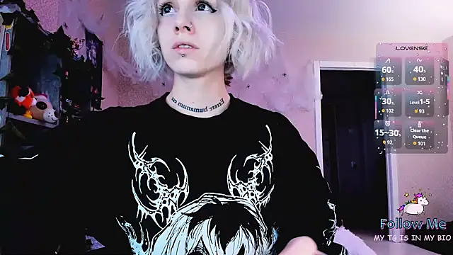 NaniMoore online show from November 30, 8:42 pm