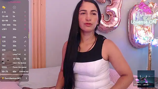 Snapshot of Thayssa_ross chatting on April 30, 2:57 pm Thayssa ross online show from April 30, 2:57 pm